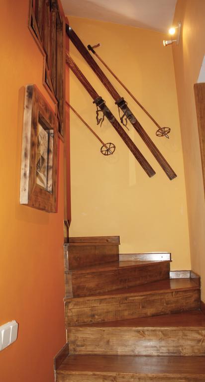 Apartamentos Valle De Aran Mont Esterno foto